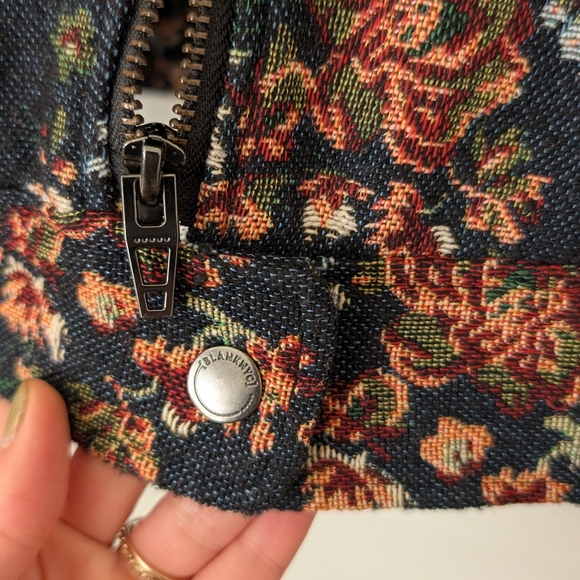 NWOT Blank NYC Tapestri Bomber XS - Picture 12 of 16